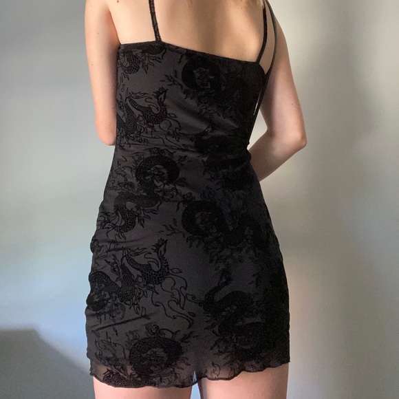 Dress - Picture 4 of 5